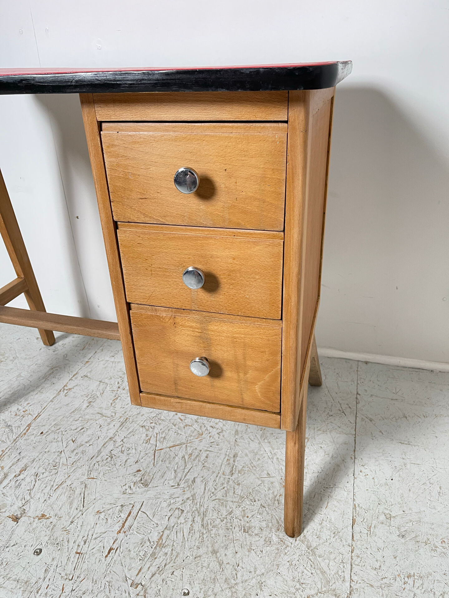 Compass leg desk 1970