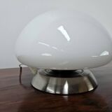 Lampe de table en verre blanc des années 70 avec interrupteur tactile