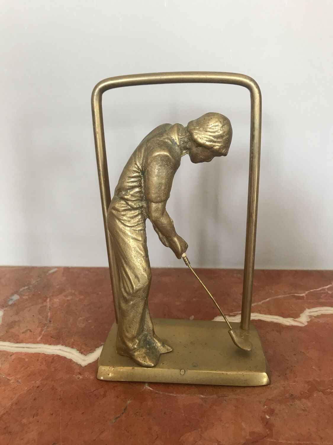 Golfer mail rack
