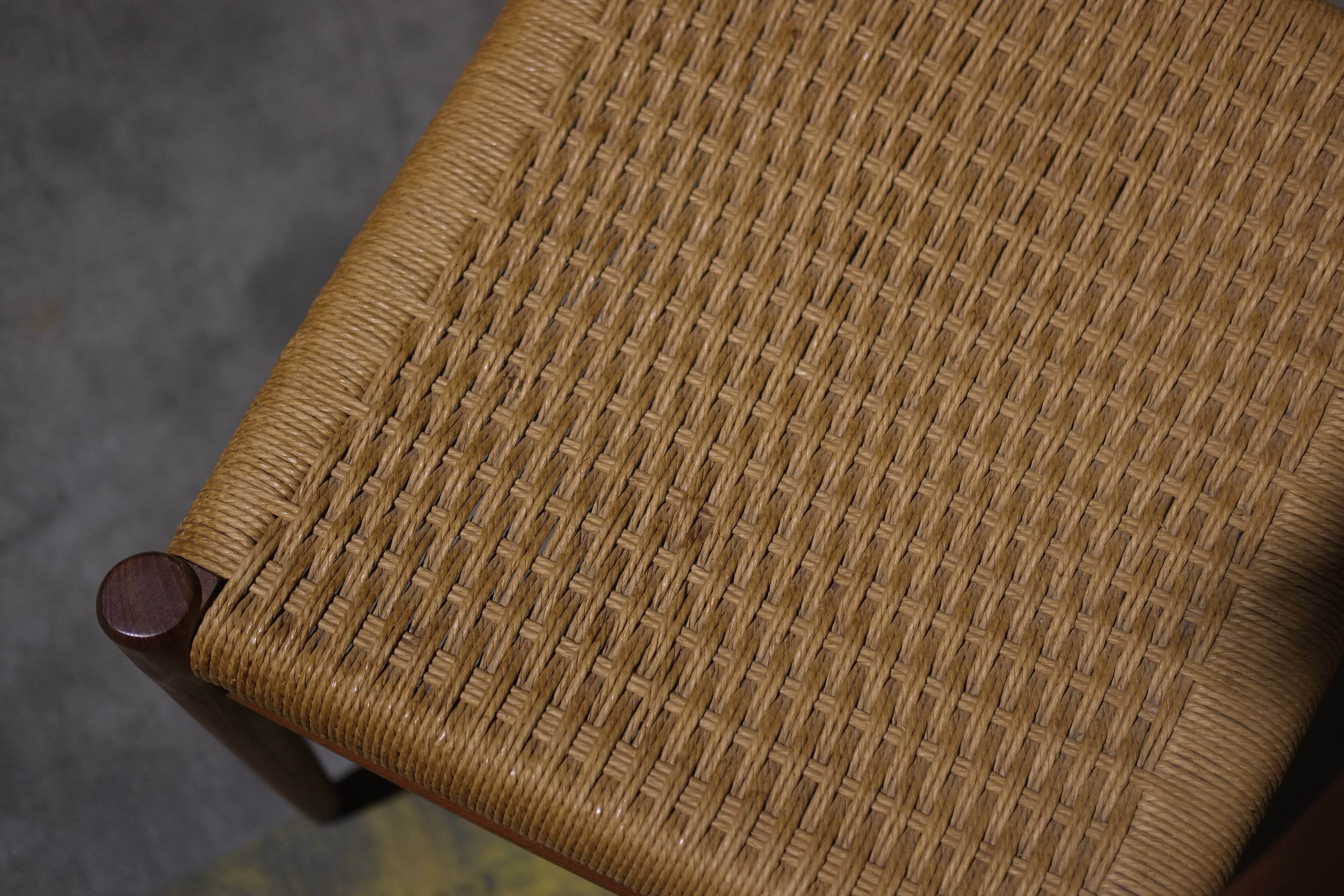 Niels O. Møller model 75 dining chair