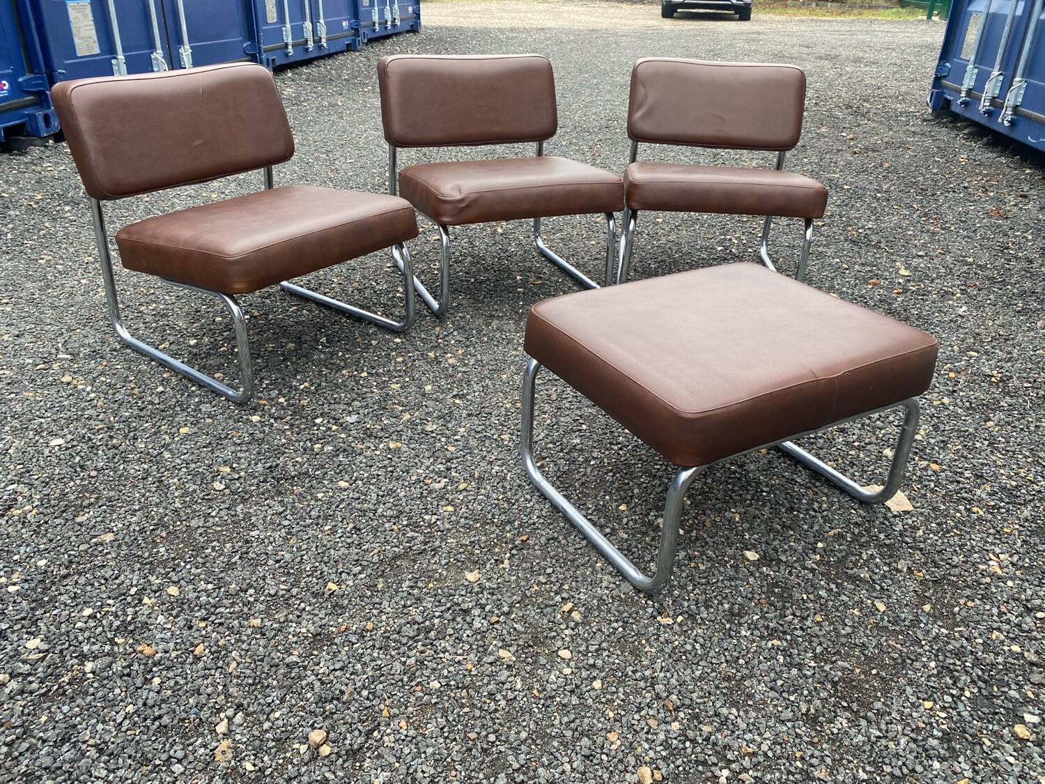 Set of 3 vintage 70s armchairs + pouffe – Brown faux leather