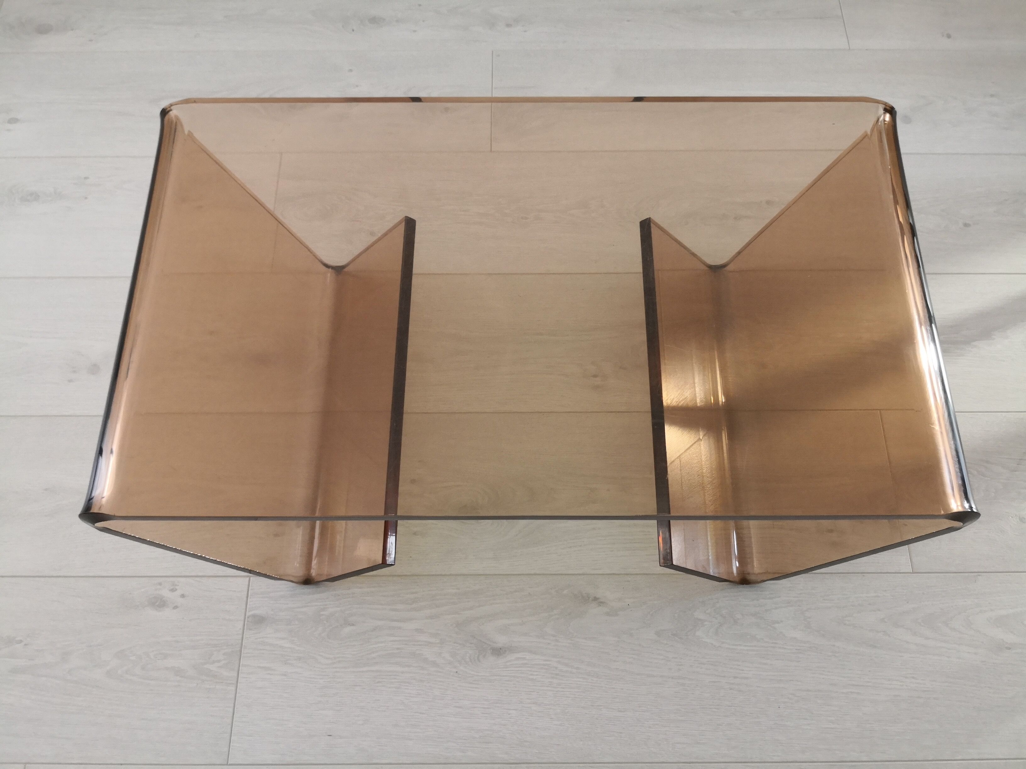 Table 70s low Michel Dumas