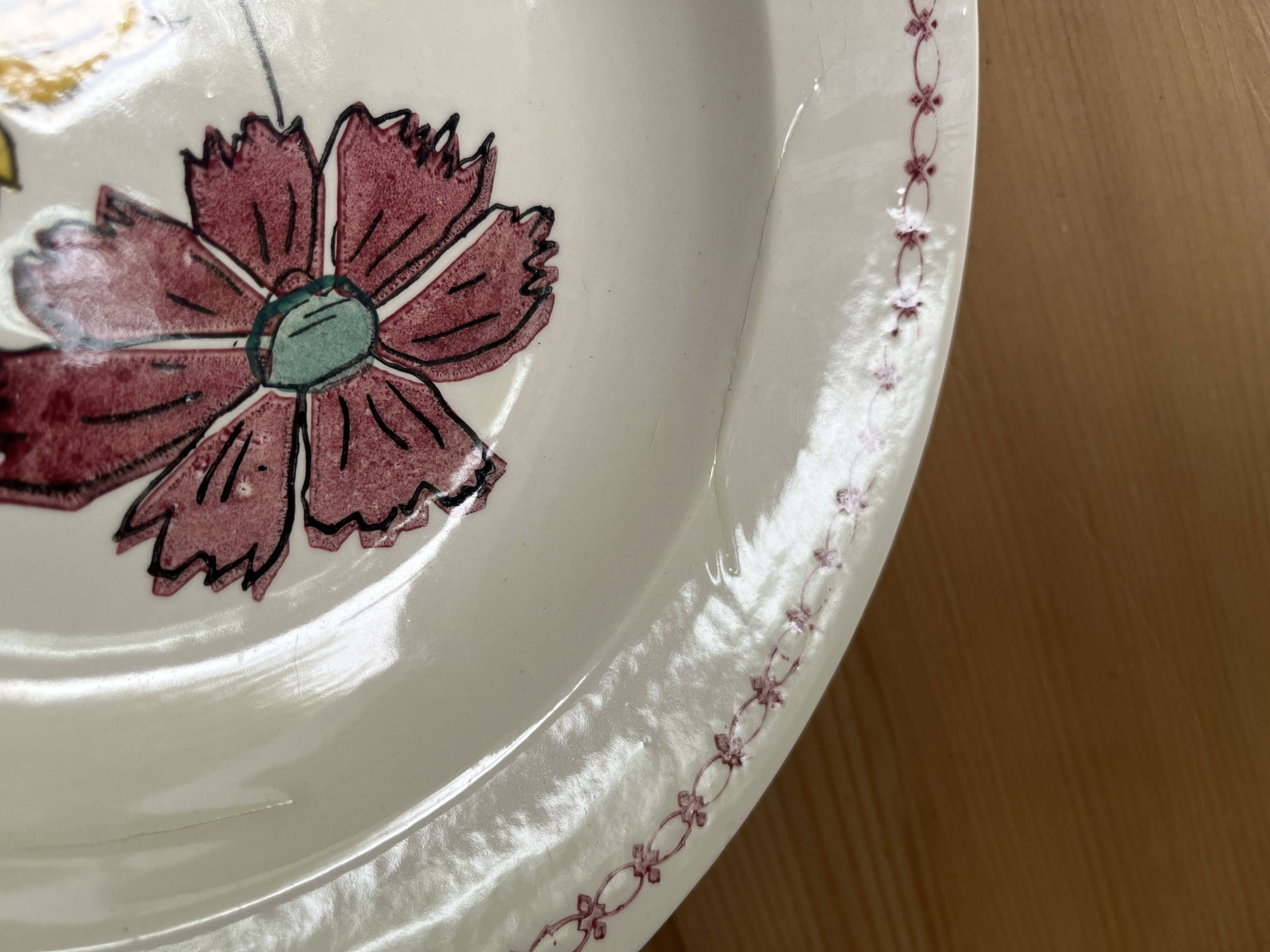 6 vintage ceramic deep plates
