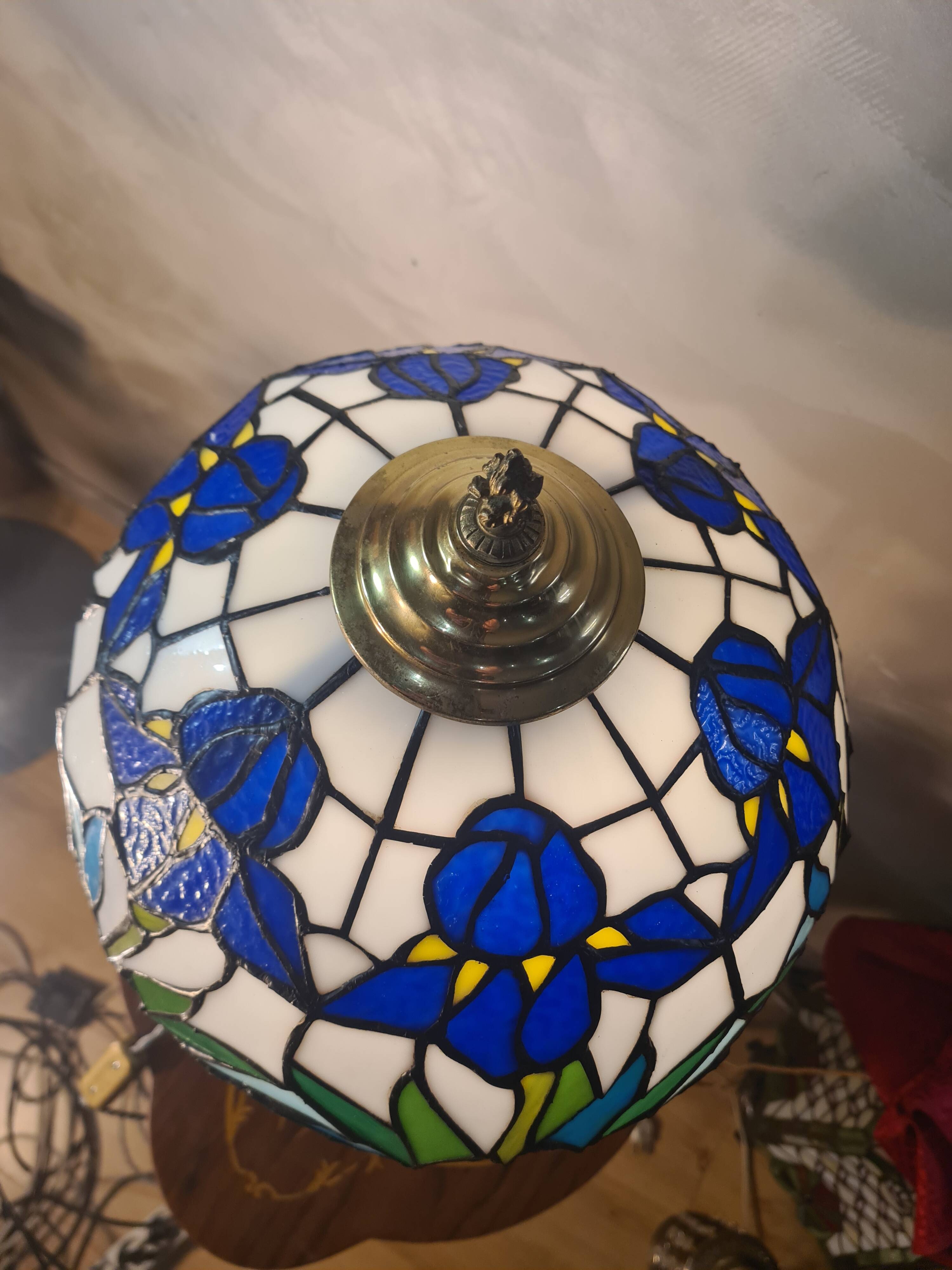 antique bronze floor lamp from the 19th century in superb condition with a beautiful iris glass shade