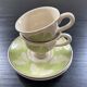 Paire de tasses décor gincko