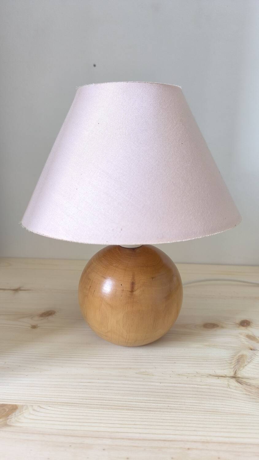 Walnut wood ball lamp