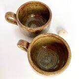 Pair of mugs in sandstone