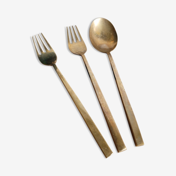 Set of 2 forks and 1 large spoon