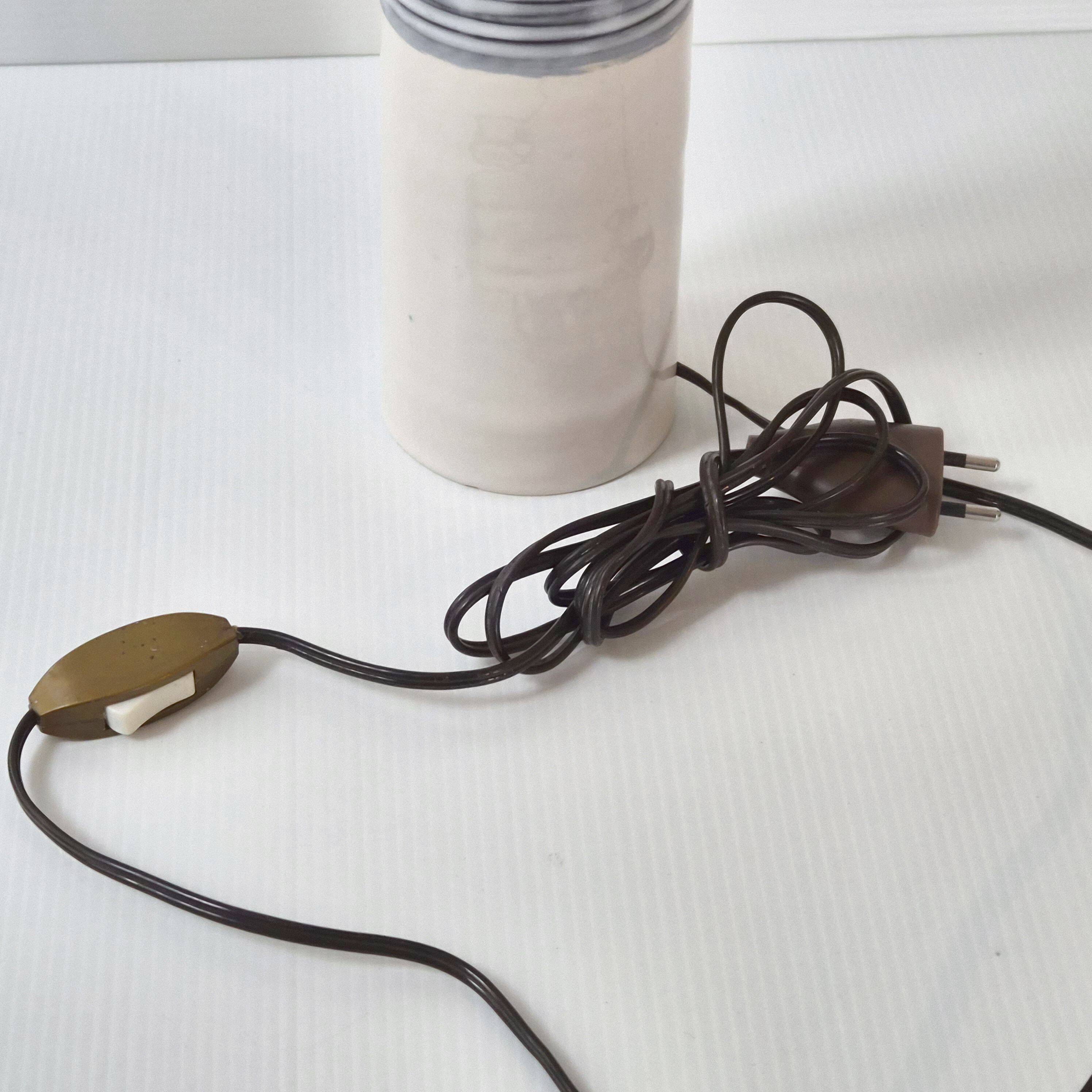 Vintage ceramic lamp from the 1960s.