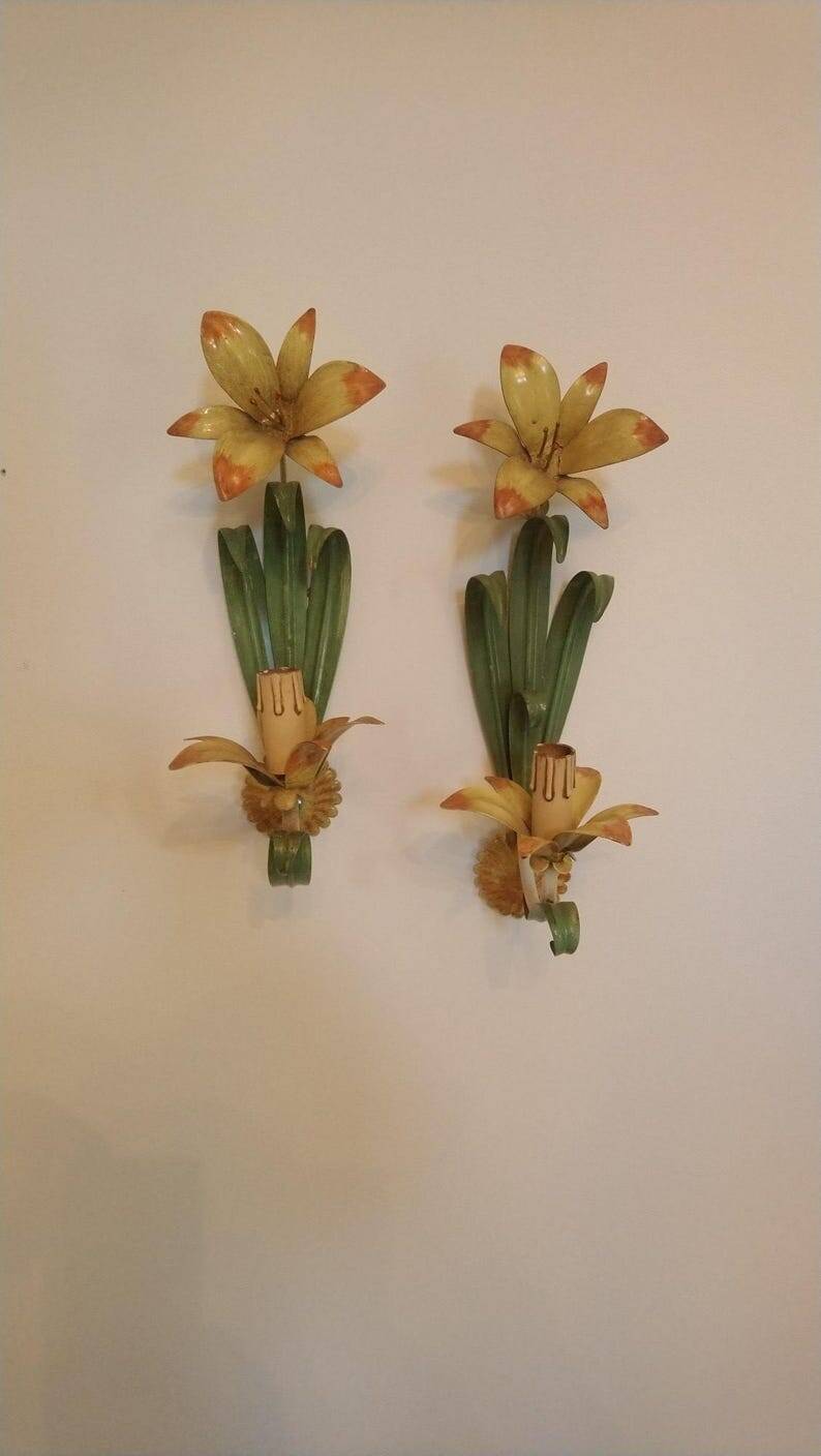 Floral single-arm wall lights, wall sconces, toleware, French vintage enamel.
