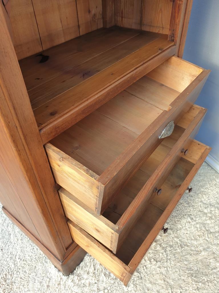 High chest of drawers furniture XIXth with niche