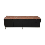 Row with refrigerator and on marble to Florence Knoll 1961