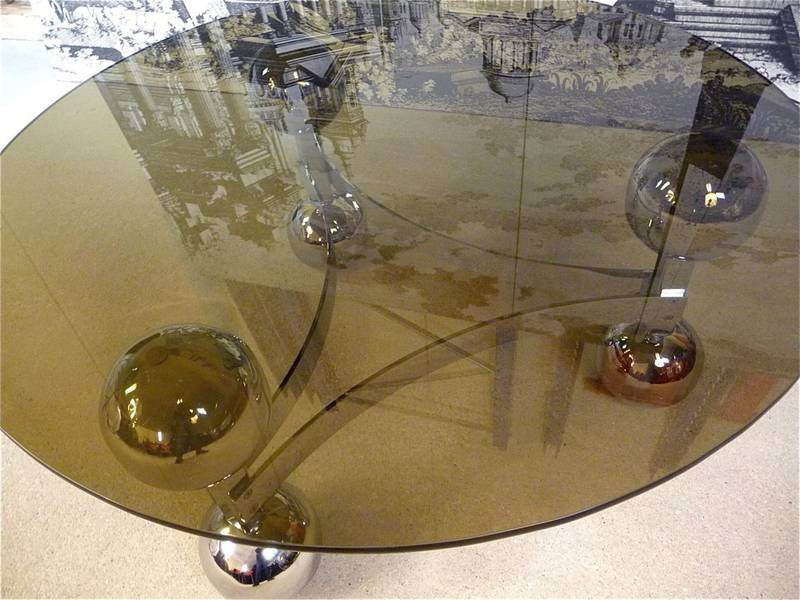 Space Age-style chromed steel round coffee table with glass top, 1960s