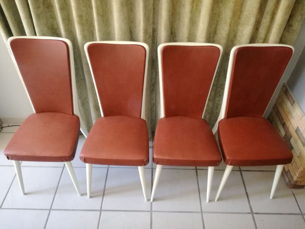Rare vintage feet compass leatherette chairs 4