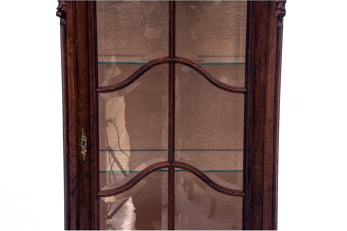 Oak display cabinet, France, around 1900. Antique.