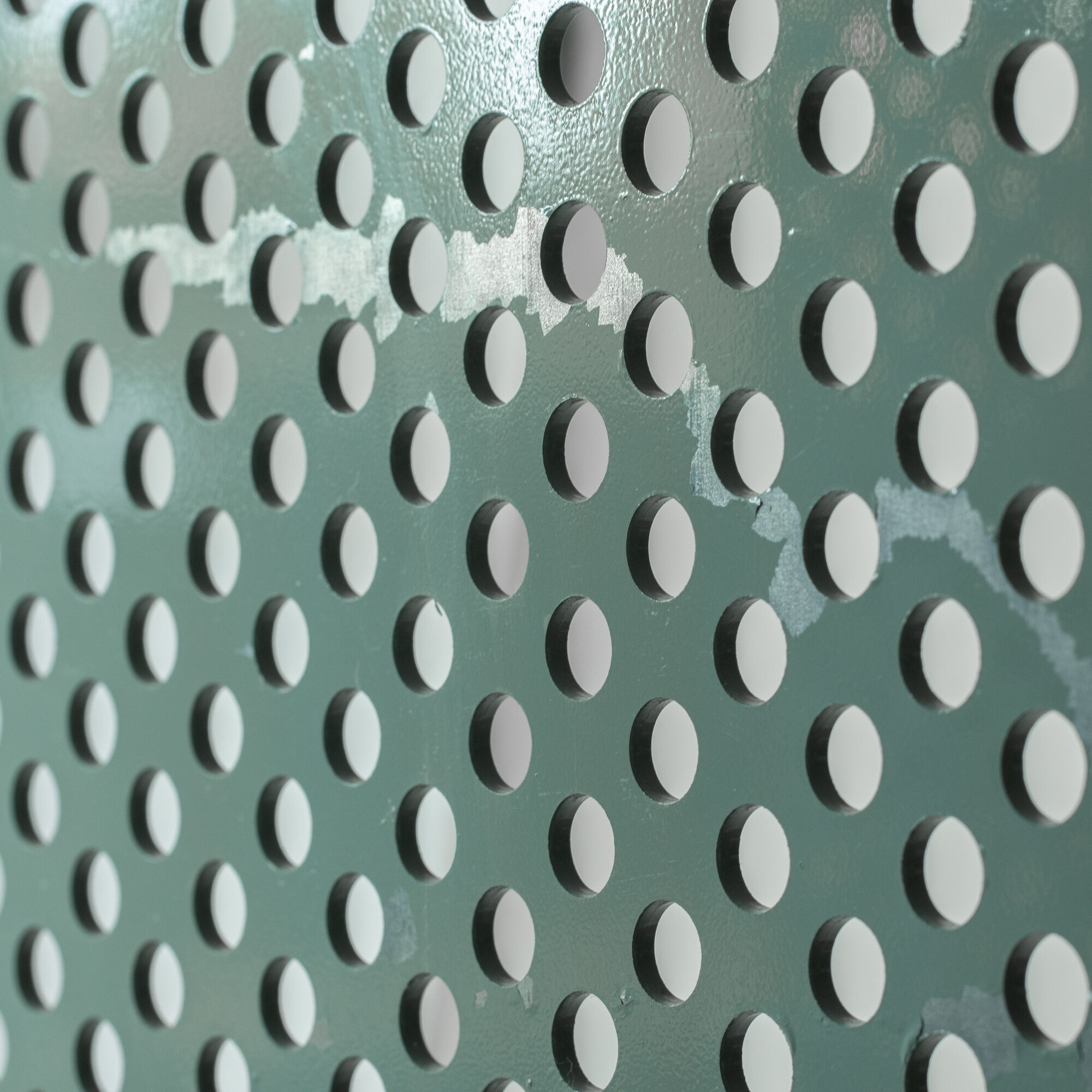 Steel gigognes tables