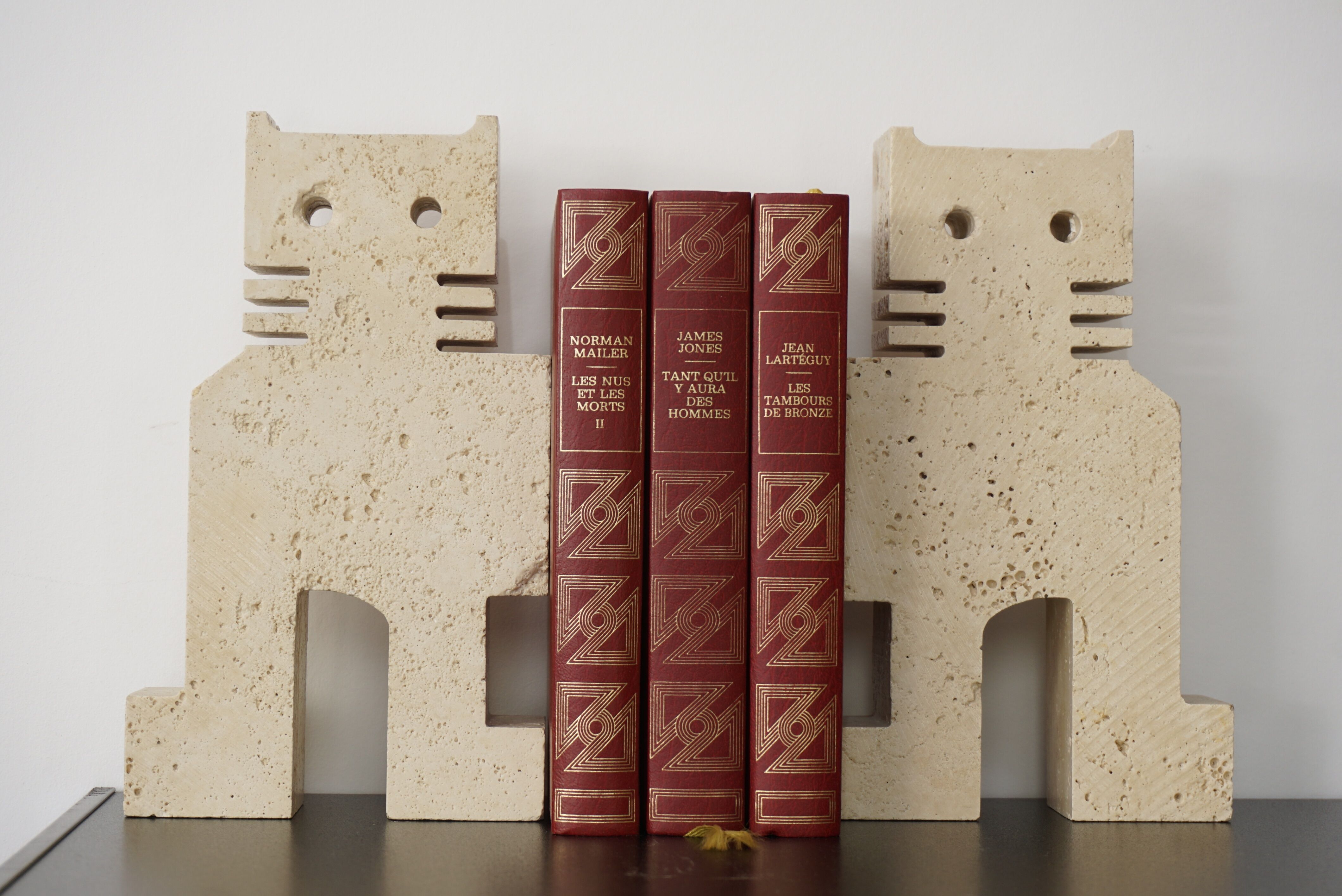 Pair of travertine bookends in  design Fratelli Mannelli