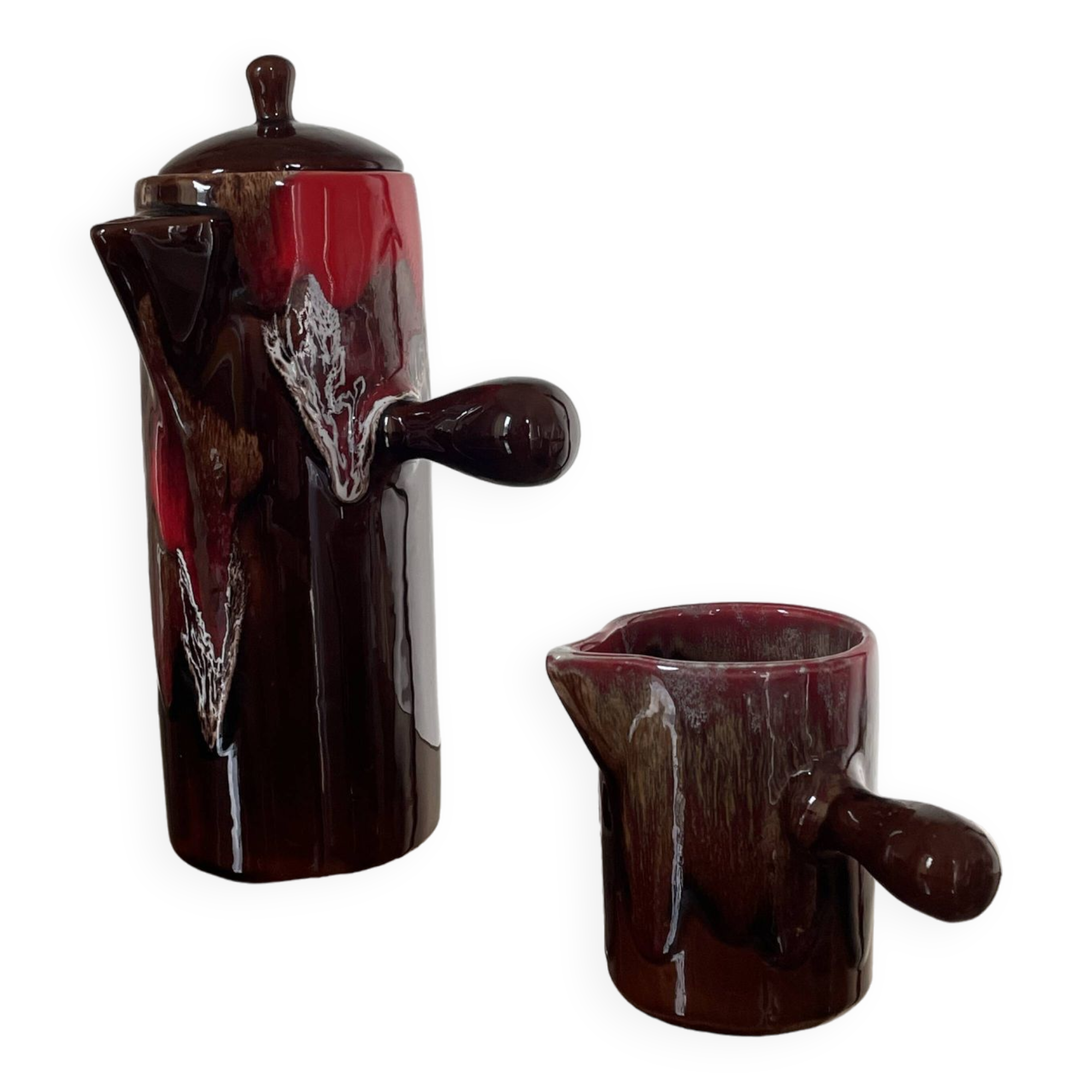 Ceramic teapot and milk jug