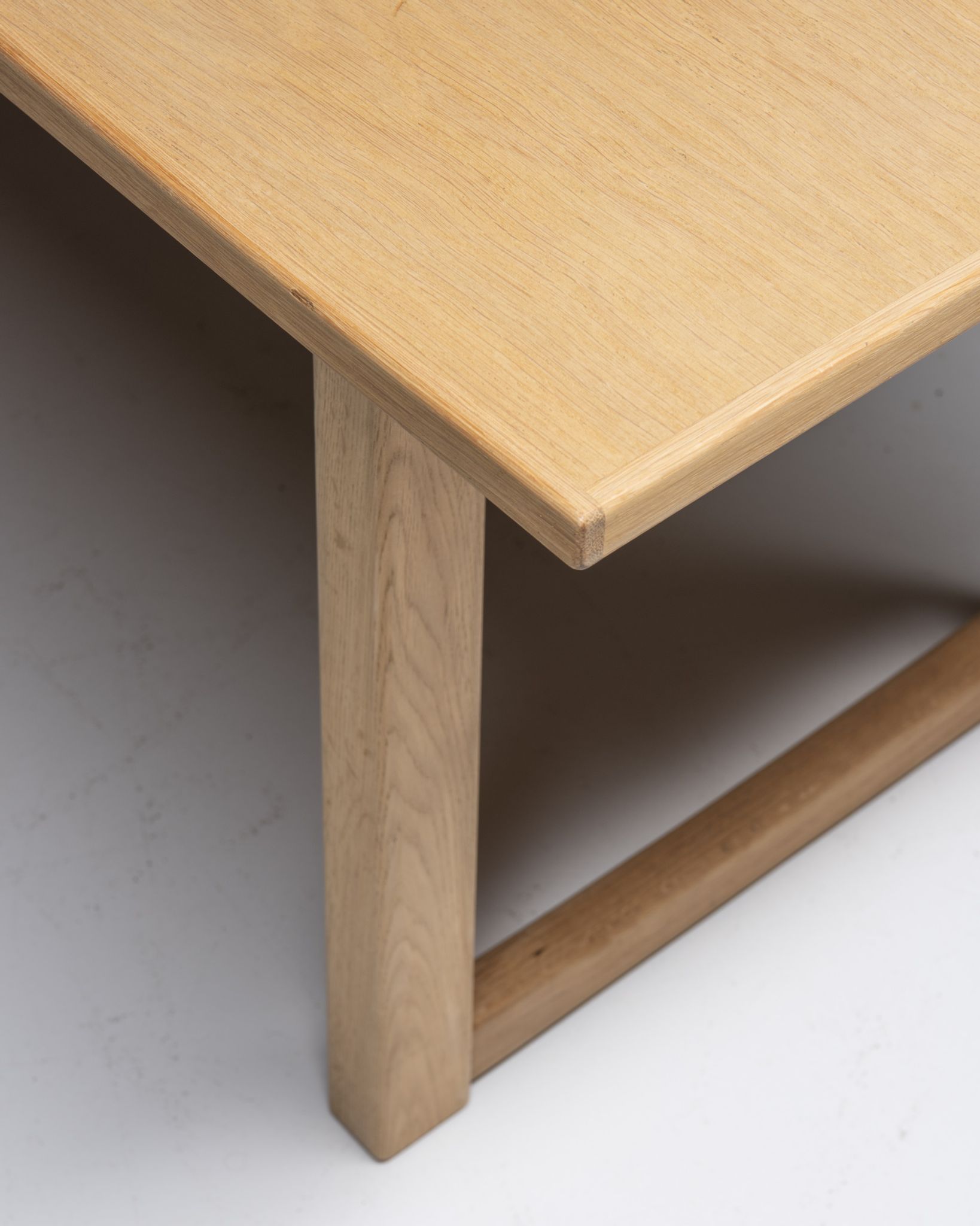 Table basse en chêne, Carl Malmsten, années 1960, Suède