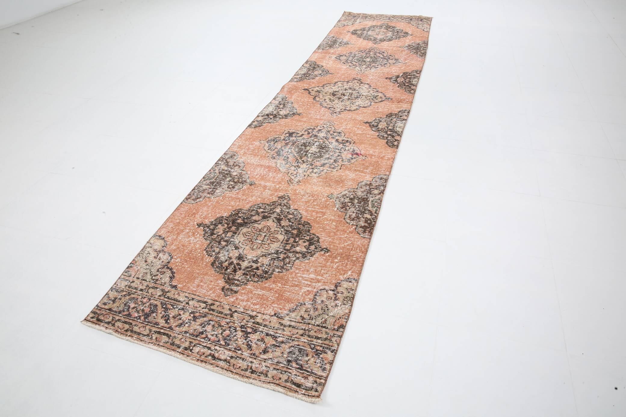 3x12 Brunt Red & Brown Vintage Runner Rug, 88x382Cm