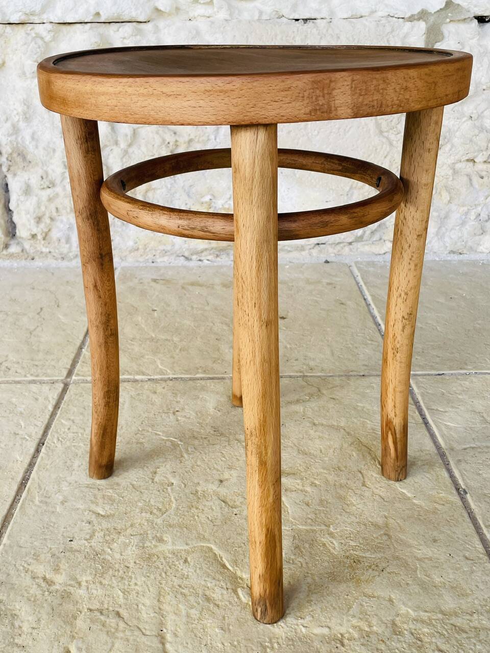 Curved wooden stool by Thonet for FMG Poland, 1930