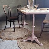 Nice guinguette table