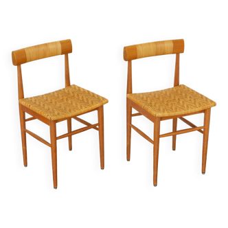 2 chairs