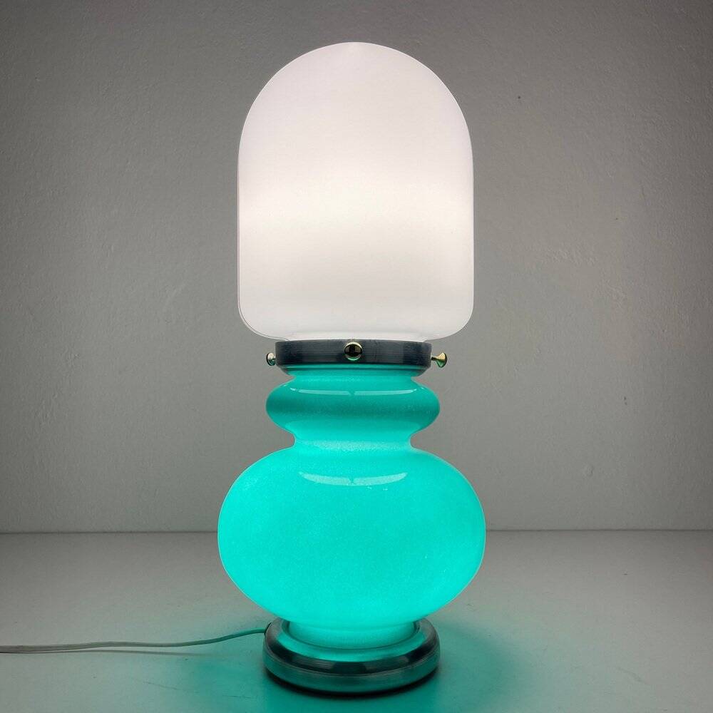 Modern Italian table lamp from the mid-century, Italy, 1980s.
