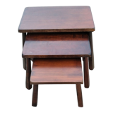 Nesting coffee tables