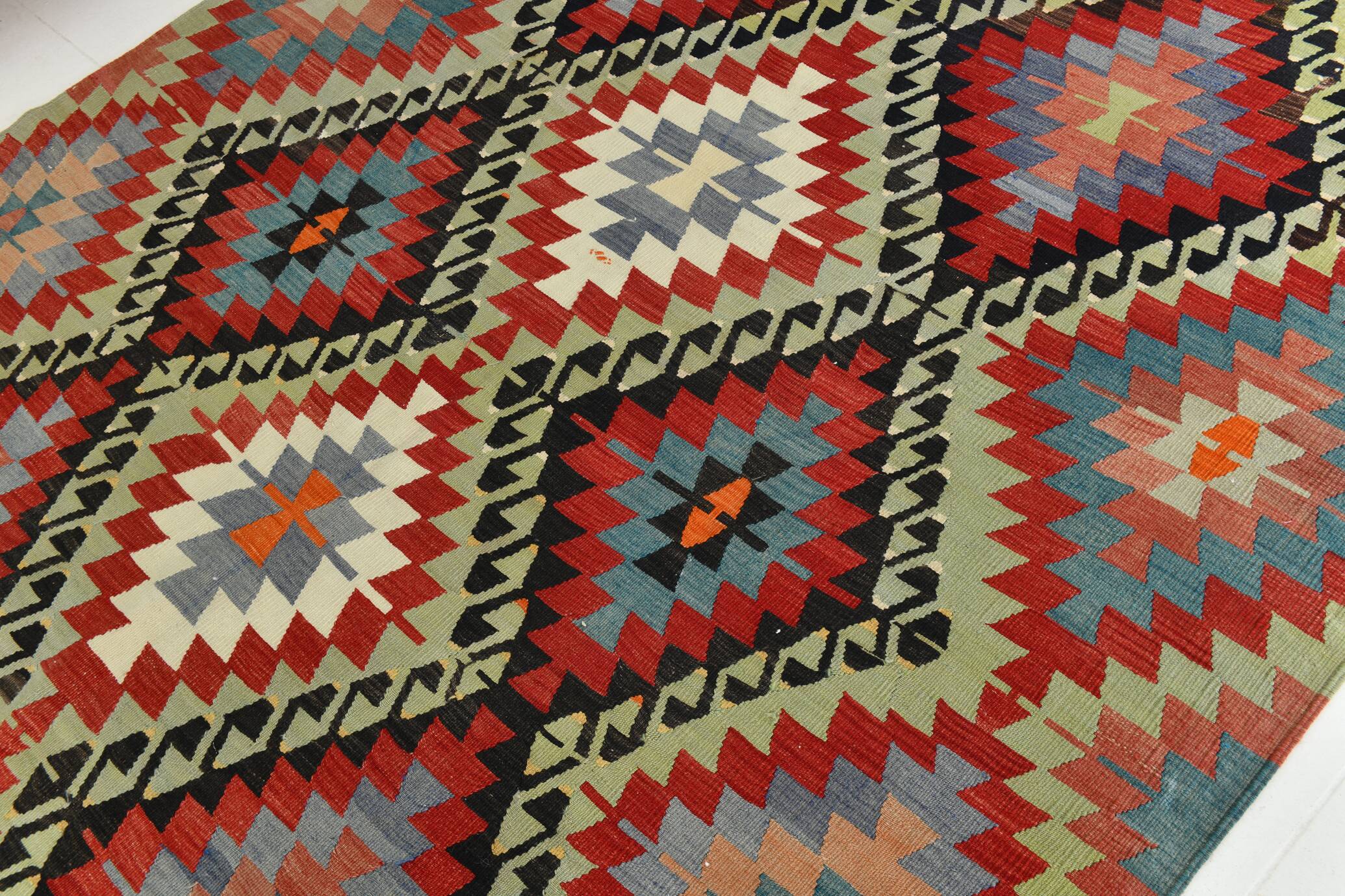6x10 Green & Red Tribal Vintage Kilim Rug, 199x320Cm