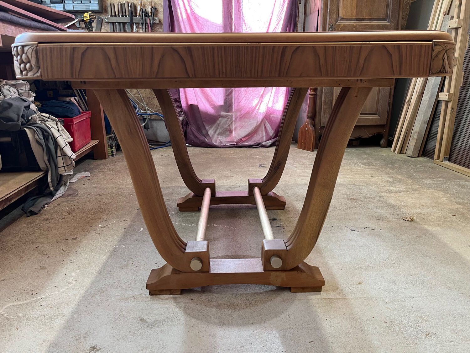 Art Deco table with extensions.