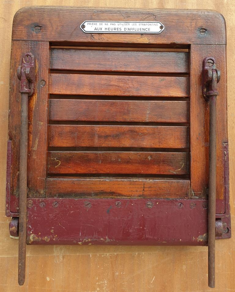 Folding seat wood Paris metro Sprague