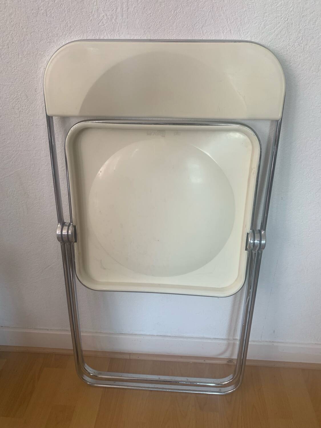 Castelli Plia folding chair