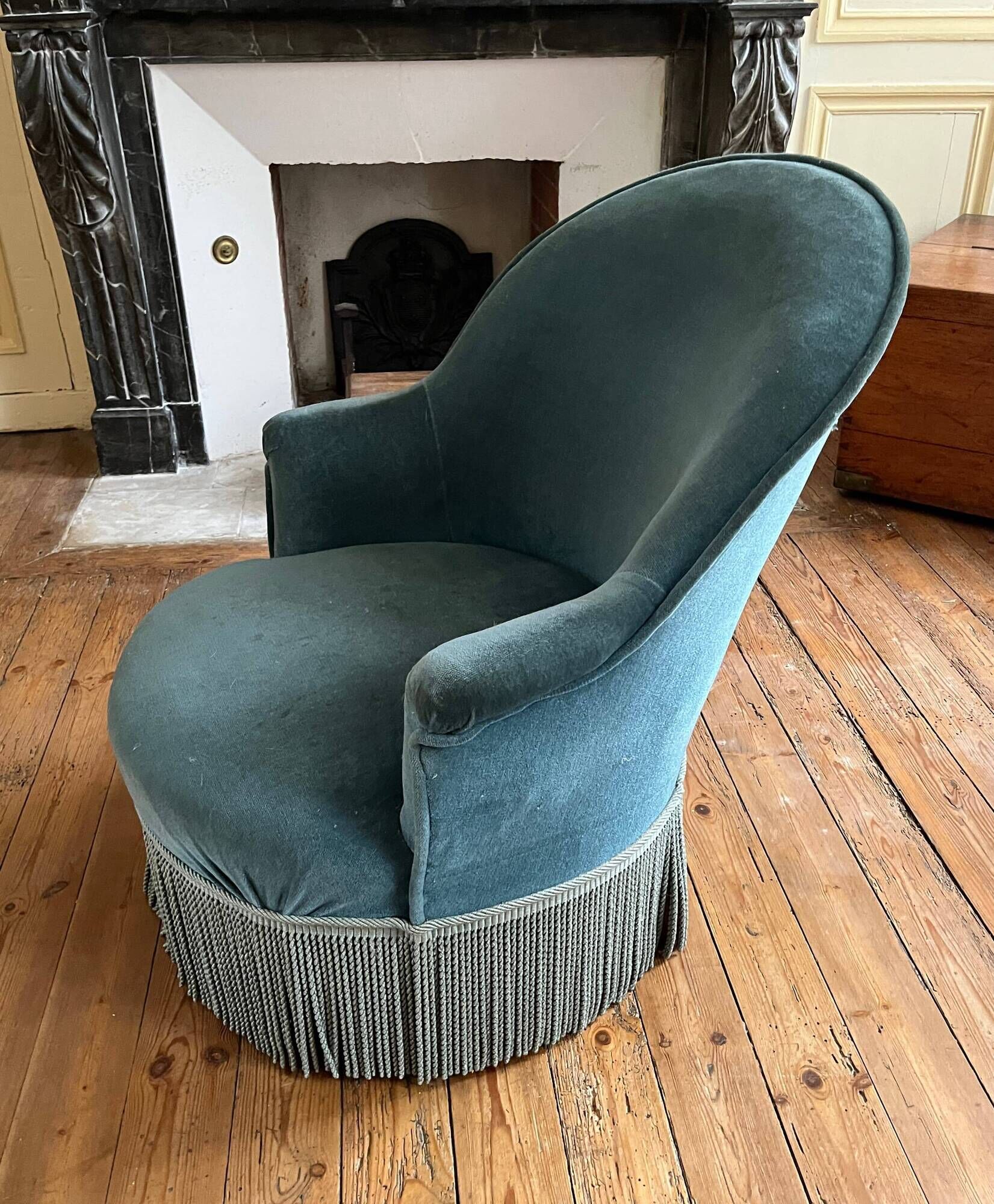 Frog chair