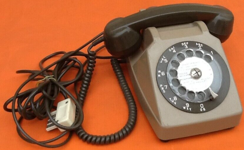 1980s Socotel Model S63 rotary phone with earphone