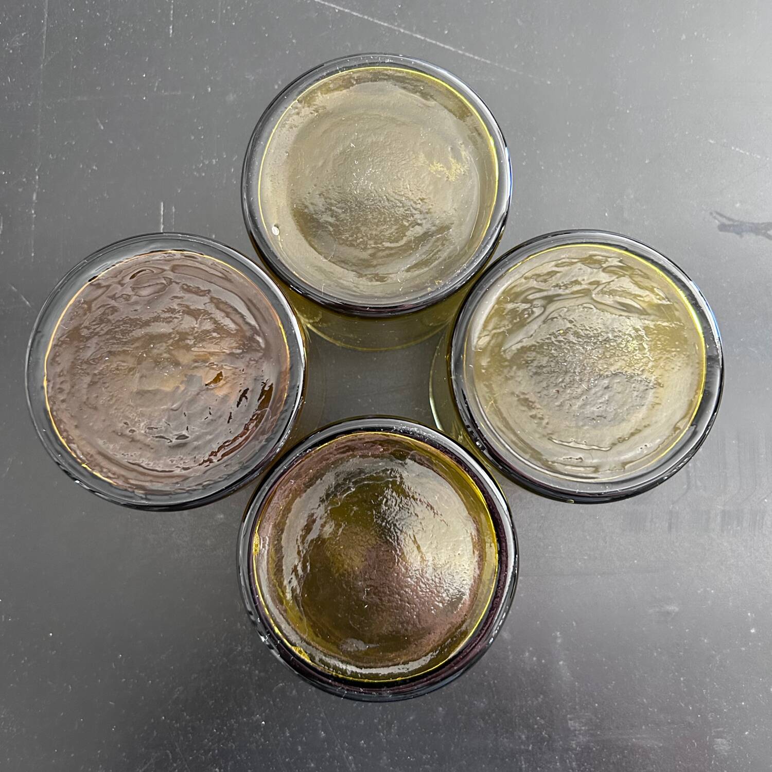 Set de 4 verres scandinaves ambre