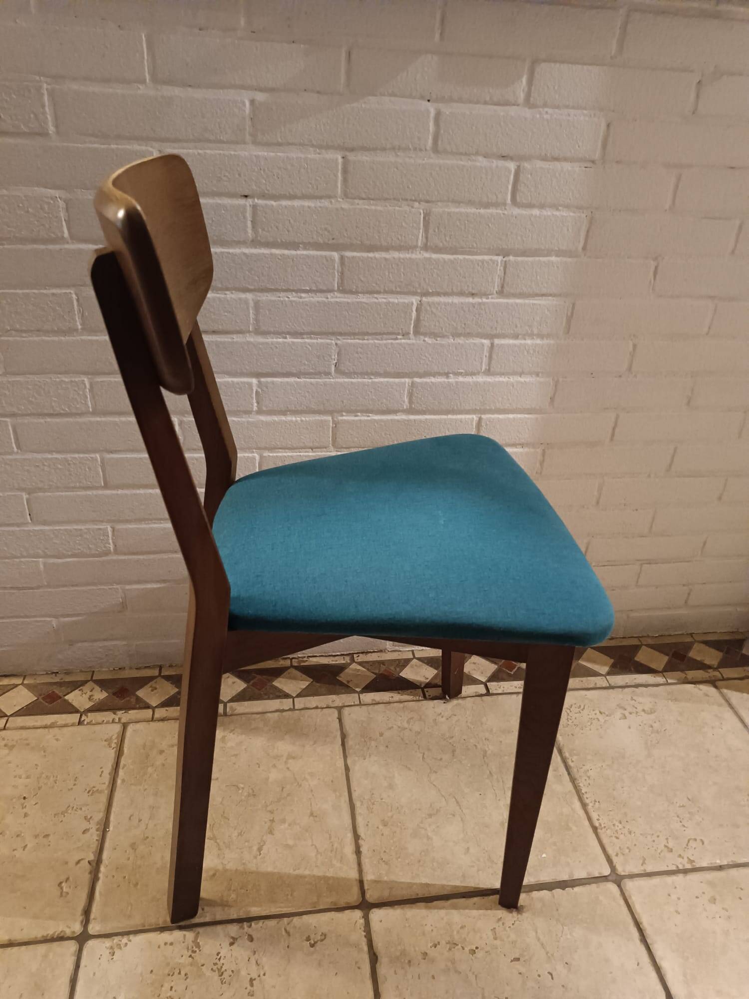 Solid oak extendable table Jenson for 6/8 people