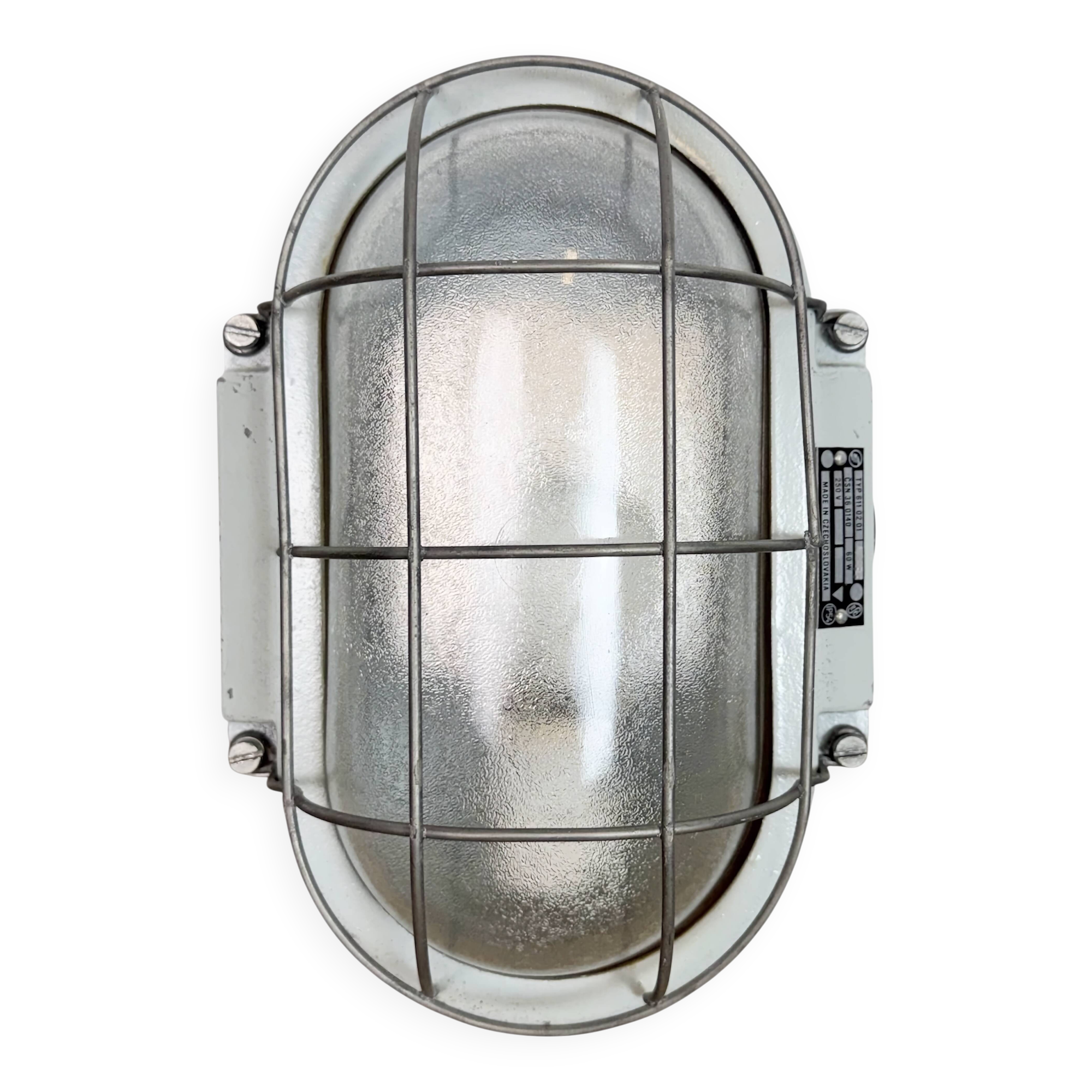 Industrial Cast Aluminium Wall Light with Frosted Glass, 1970s