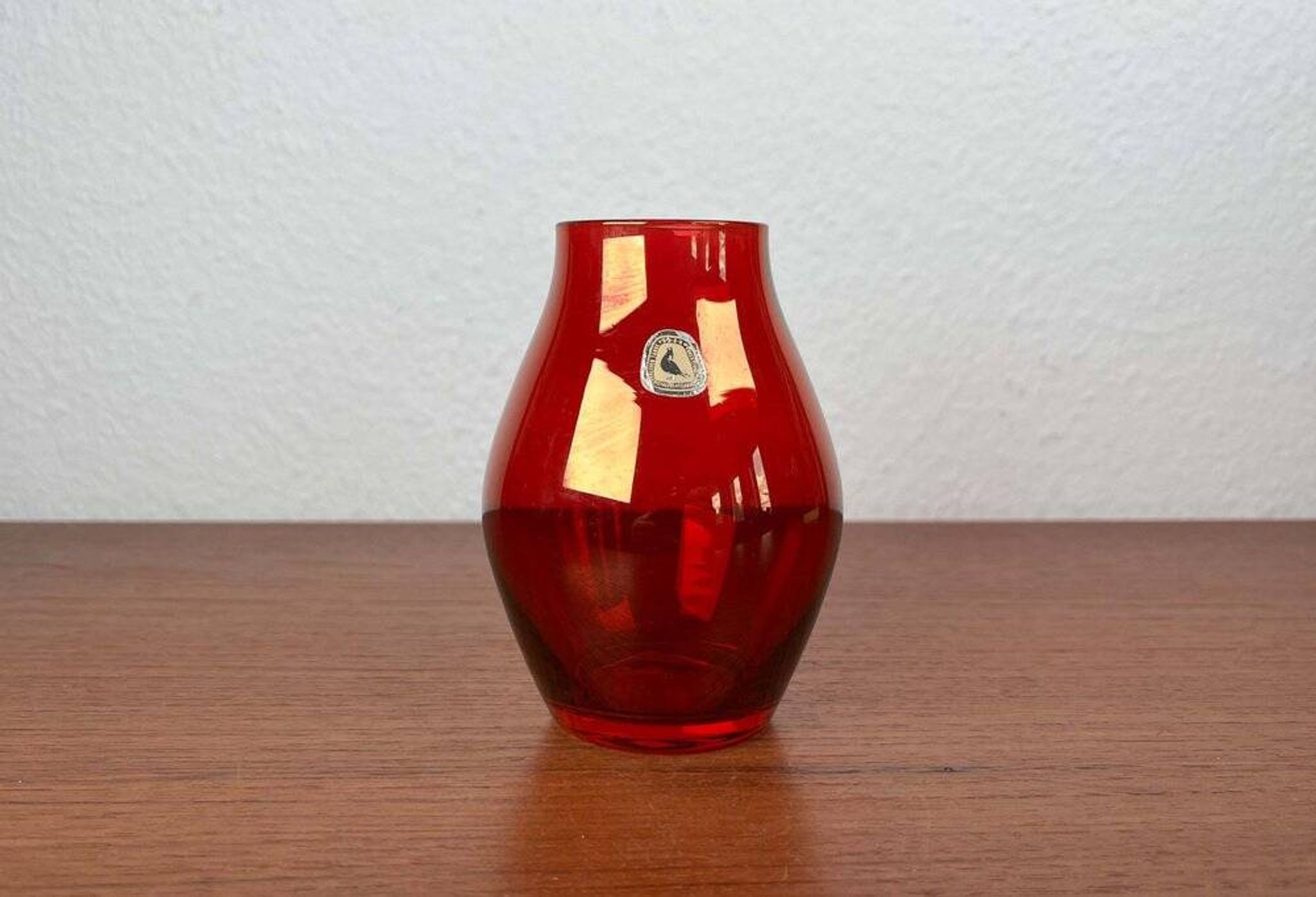 German glass vase from the mid-century modern period by Alfred Taube, 1960s.