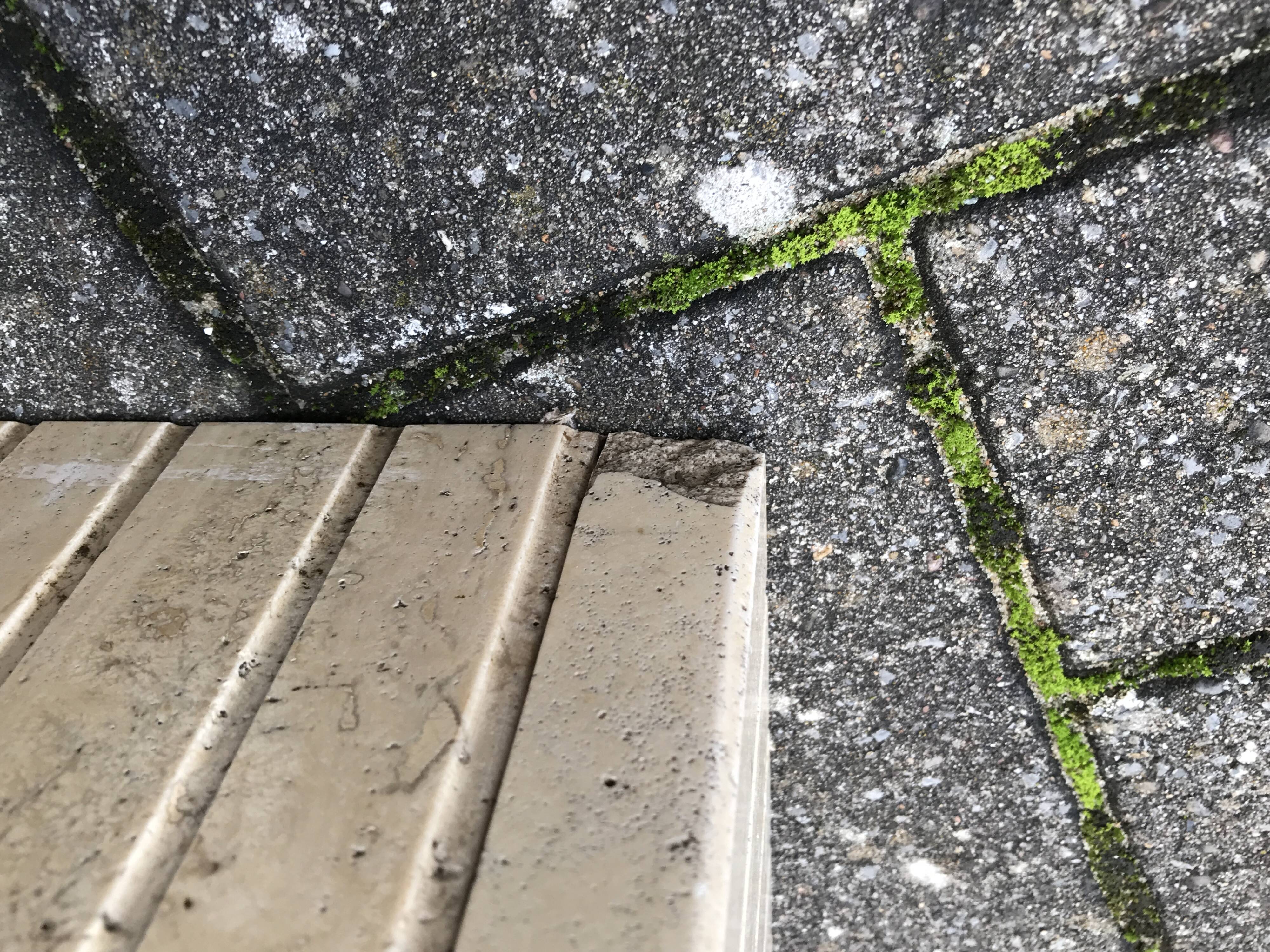 Beige marble coffee table by Roche Bobois, 1970s