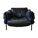 Fauteuil en cuir noir circa 1970