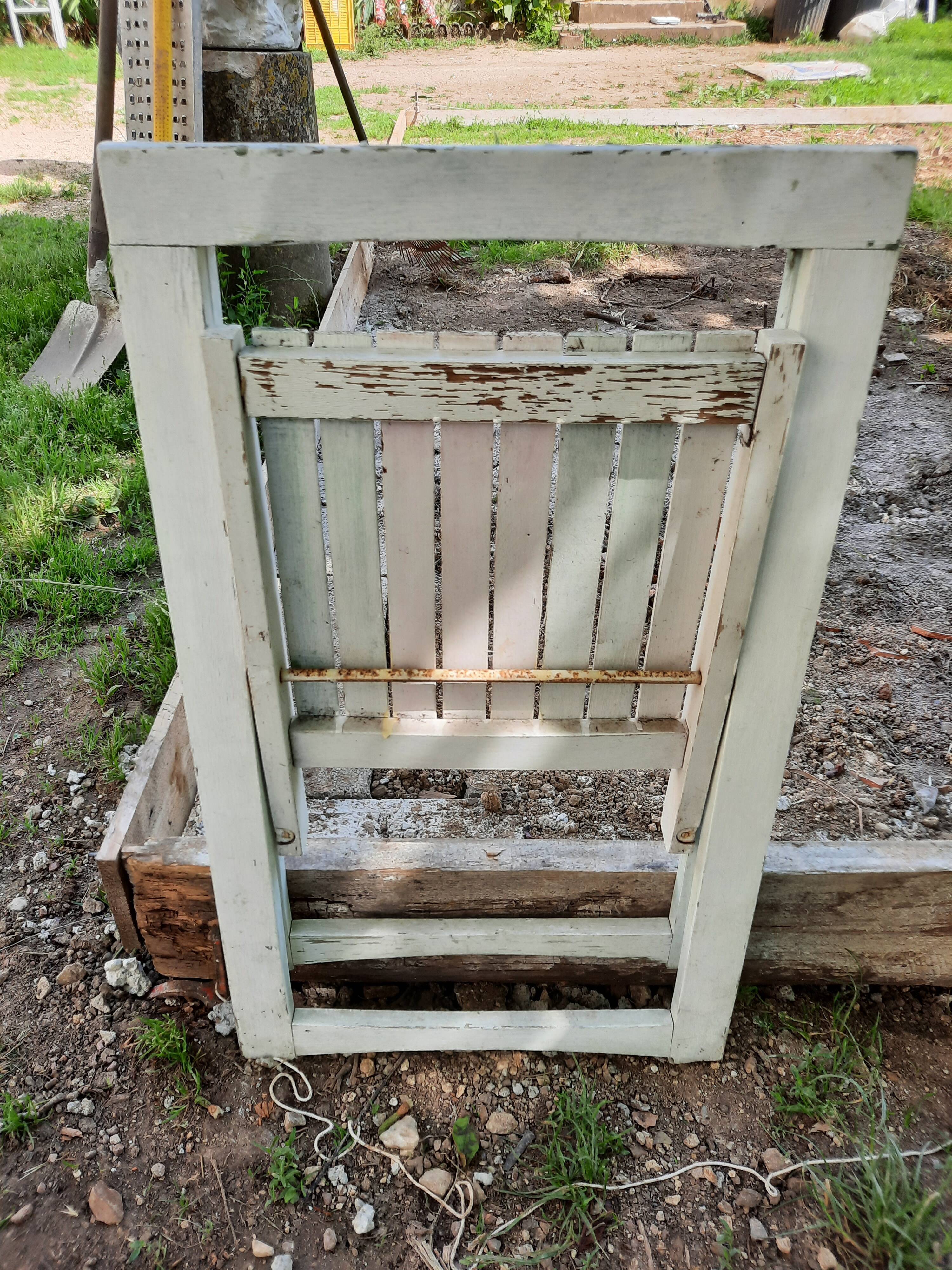 5 folding garden chairs