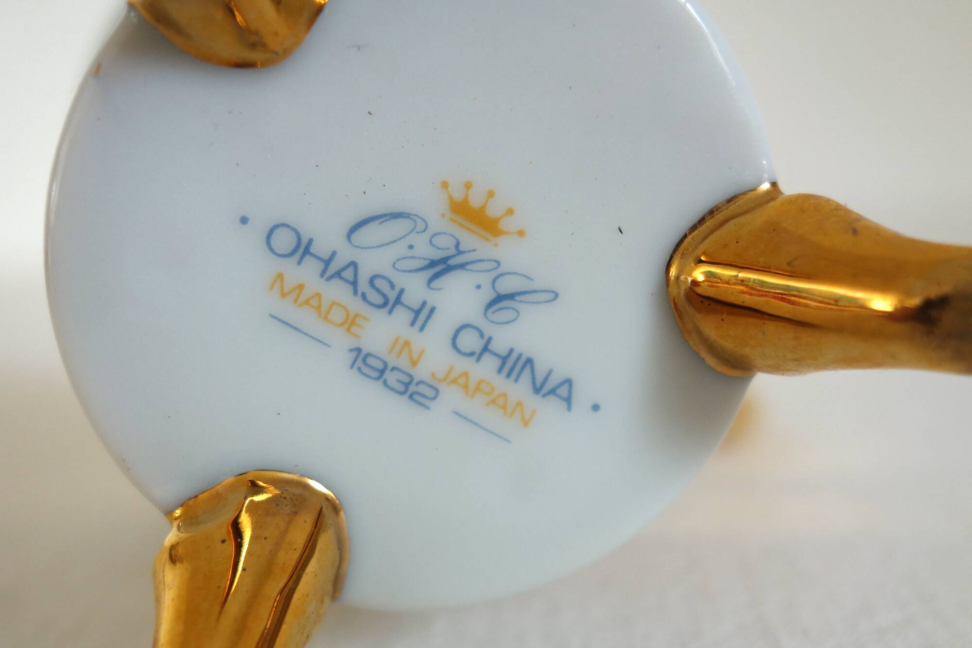 Pair of Japanese porcelain cups and saucers by Ohashi China