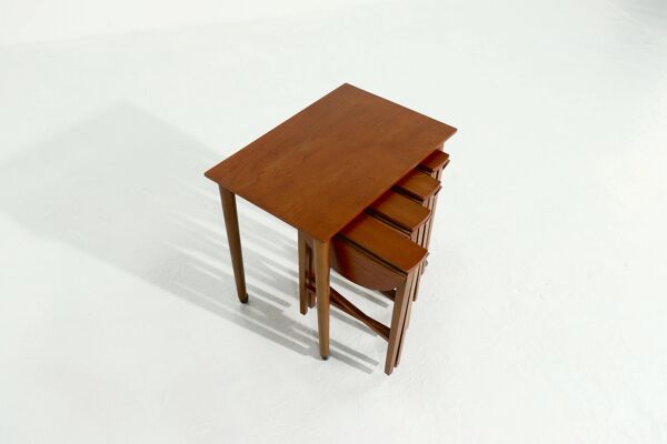 Tables gigognes en teck par Poul Hundevad pour Novy Domov, années 1960