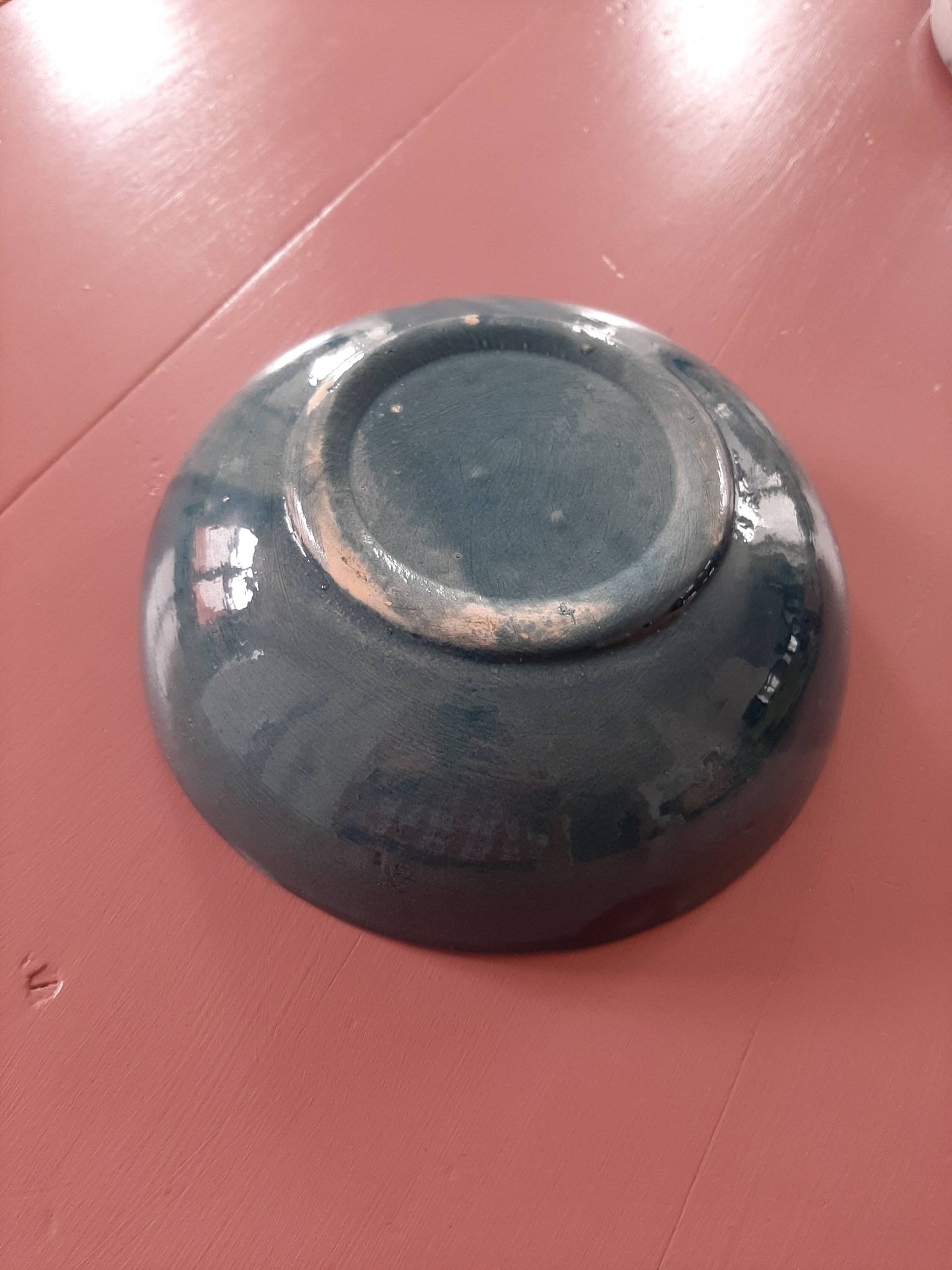 barbotine style salad bowl with blue floral pattern