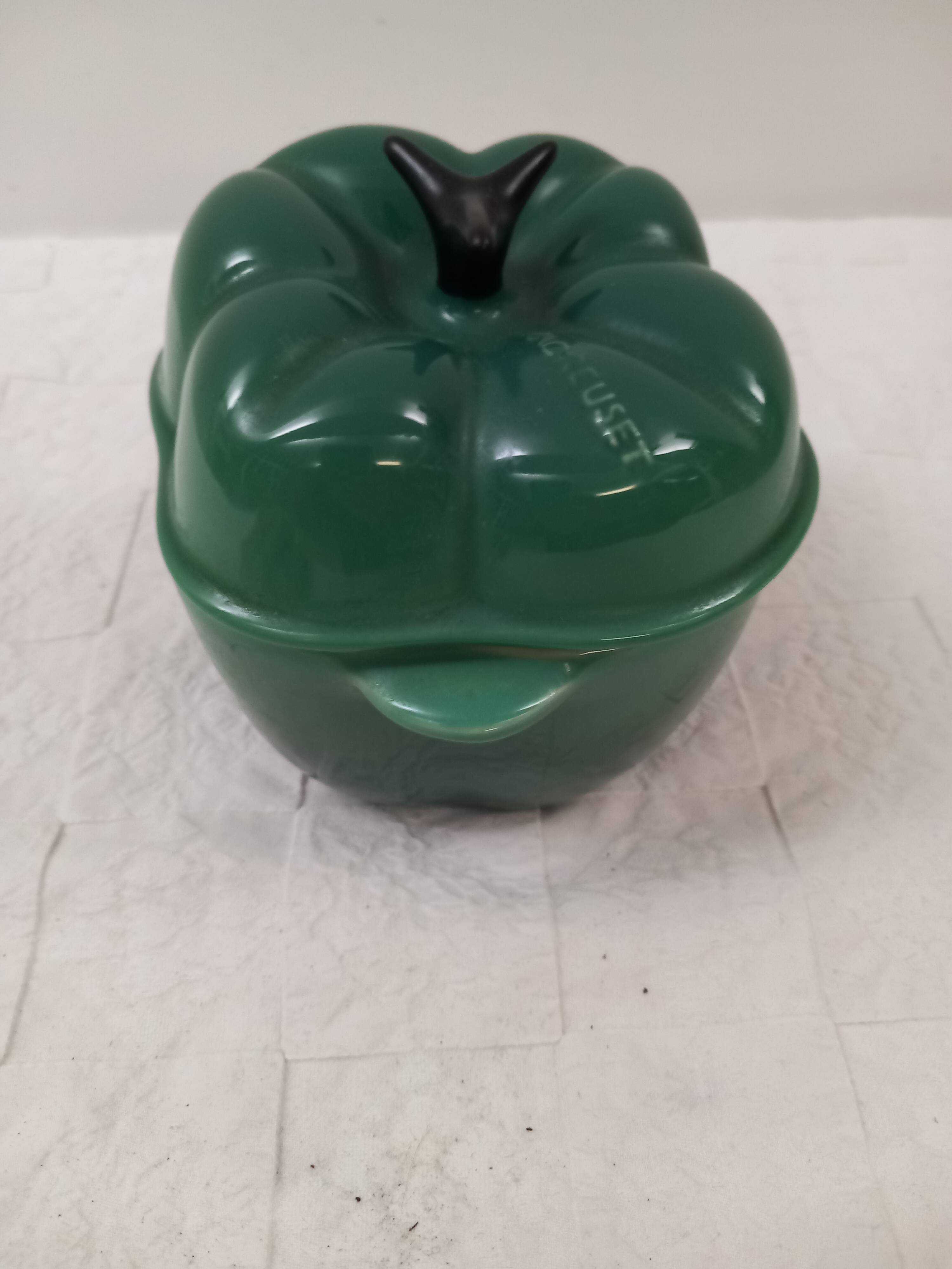 Mini casserole dish, le creuset.