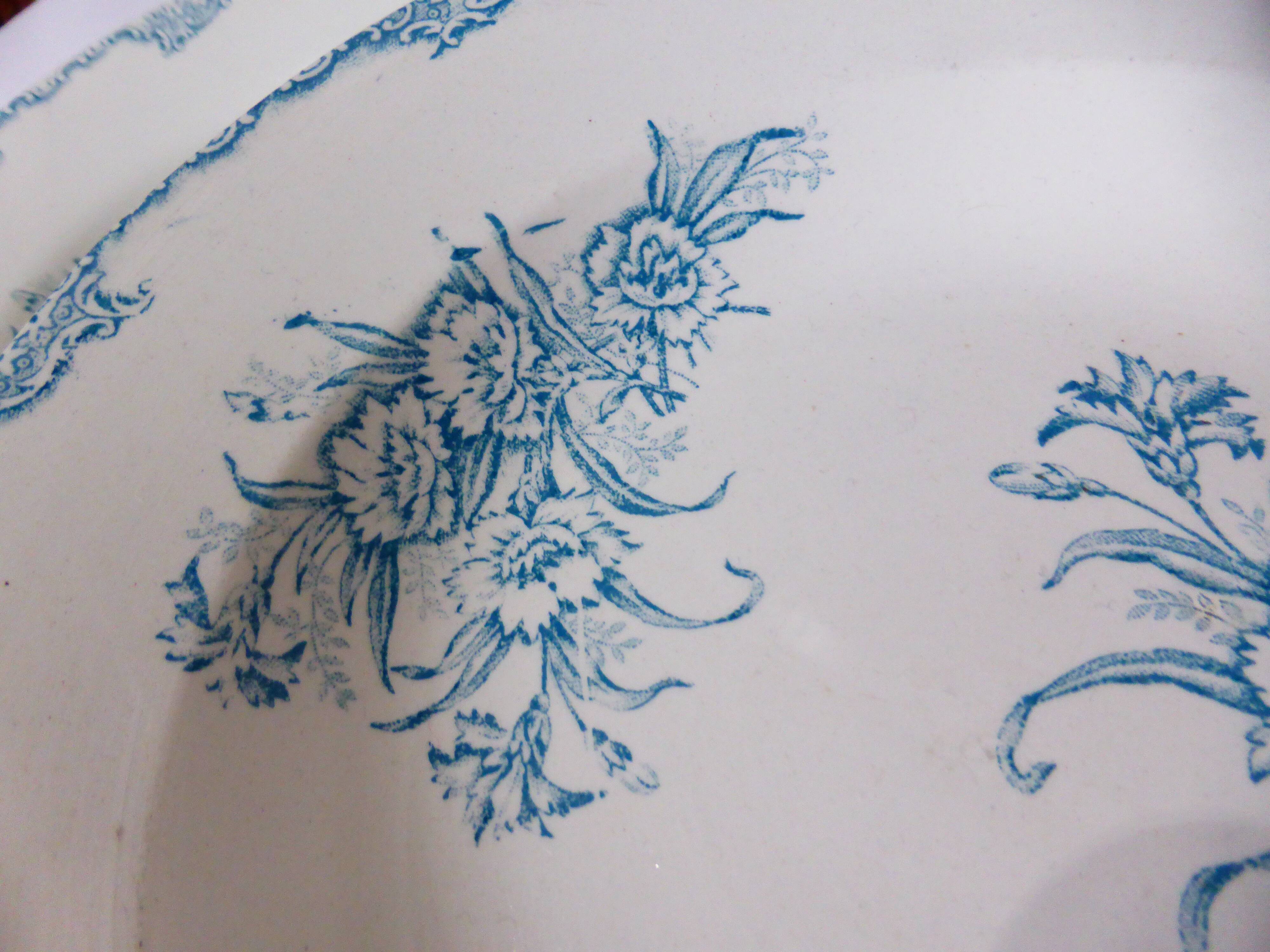 4 vintage hollow plates in iron earth from L&G model Carnations 220517