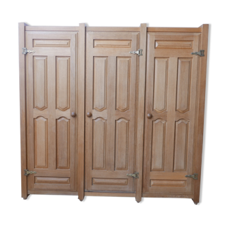 Guillerme et Chambron oak wardrobe