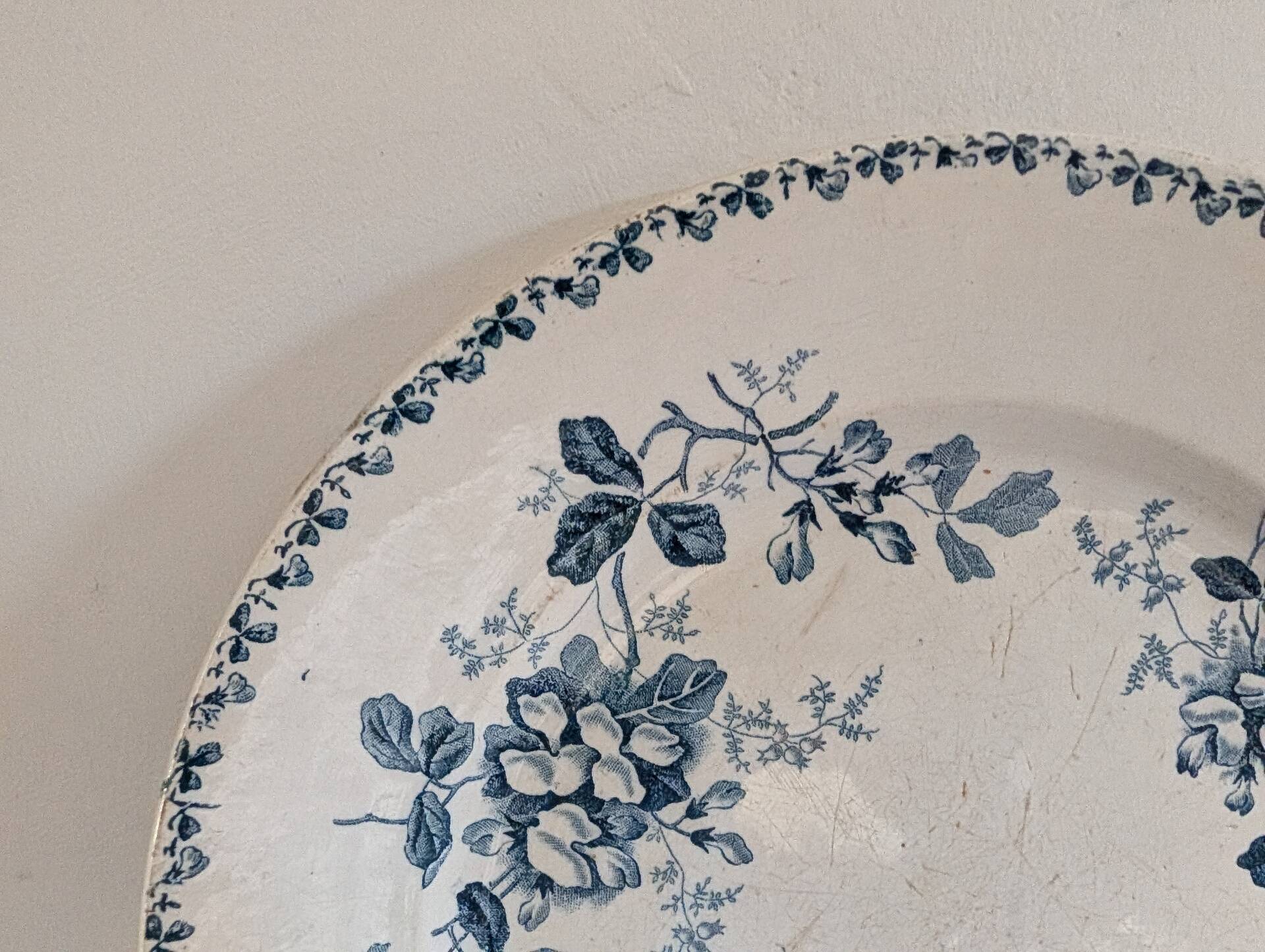 Round plate Saint-Amand Acacia