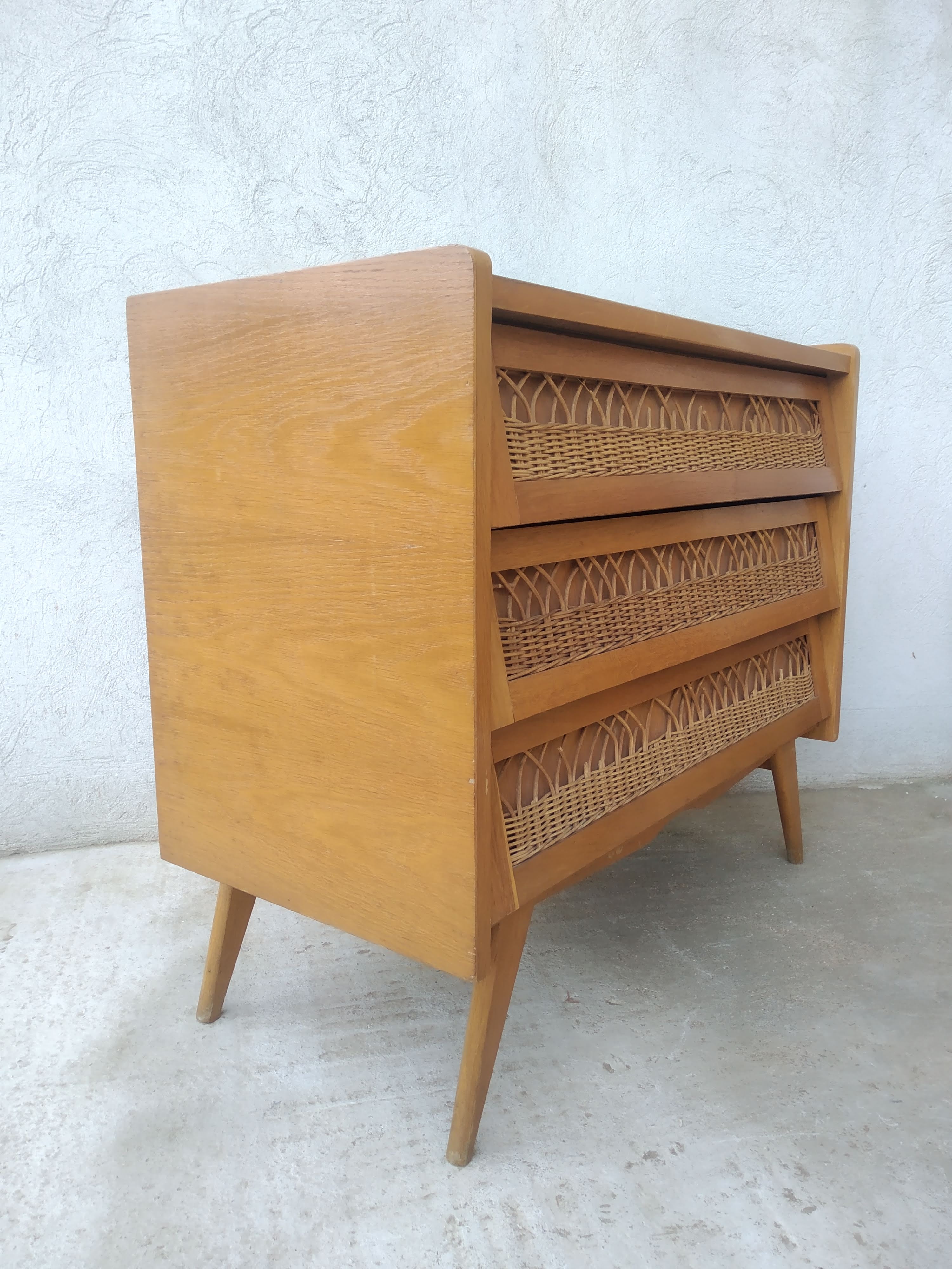 Vintage dresser rattan compass feet